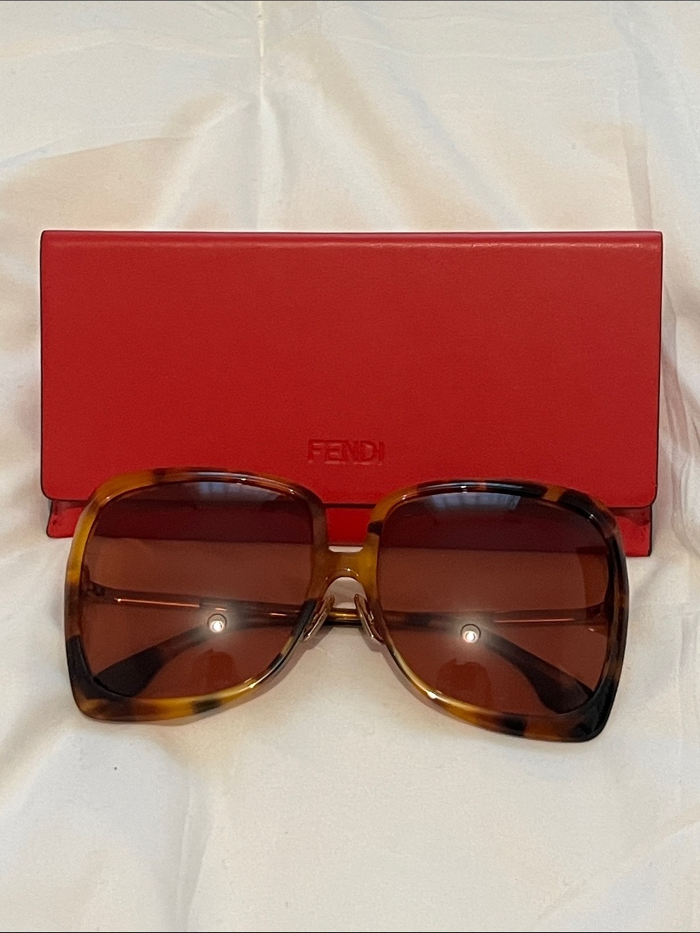 Fendi Tortoiseshell Square Frame Sunglasses with Brown Lenses